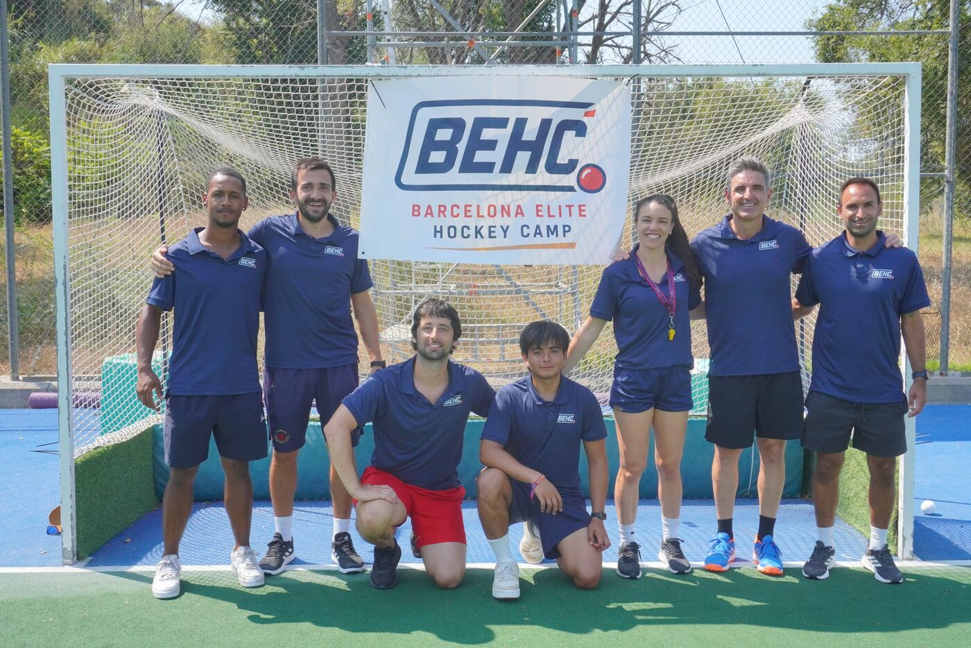 Staff de entrenadores BEHC en la portería